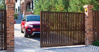 Купить ворота на участок Новый Уренгой, цена от 2747 руб.
